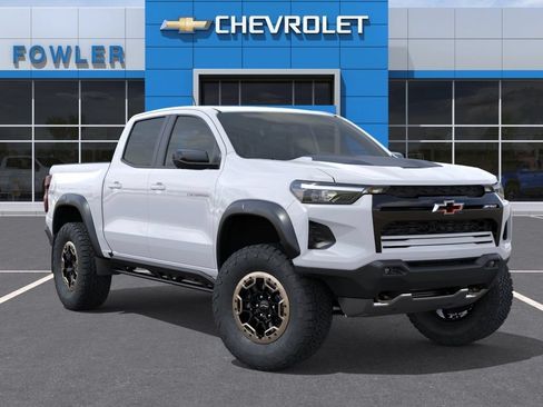 New 2026 Chevrolet Colorado ZR2 w/ Technology Package AWD/4WD image 7