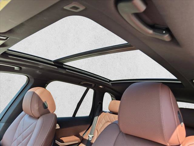 Used 2026 BMW X5 xDrive50e w/ Premium Package AWD/4WD image 16