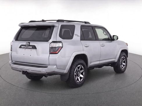 Used 2020 Toyota 4Runner TRD Off-Road Premium w/ Moonroof Package AWD/4WD image 4
