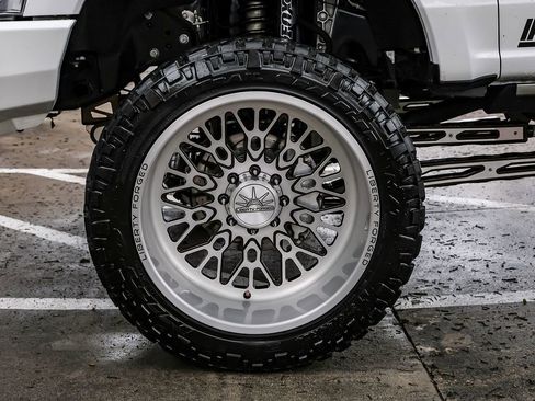 Used 2024 Ford F350 Platinum image 62