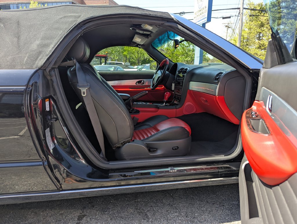Used 2002 Ford Thunderbird RWD image 39