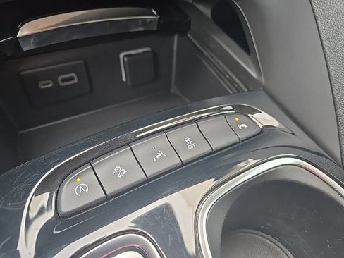 Used 2021 Buick Envision Preferred AWD/4WD image 26