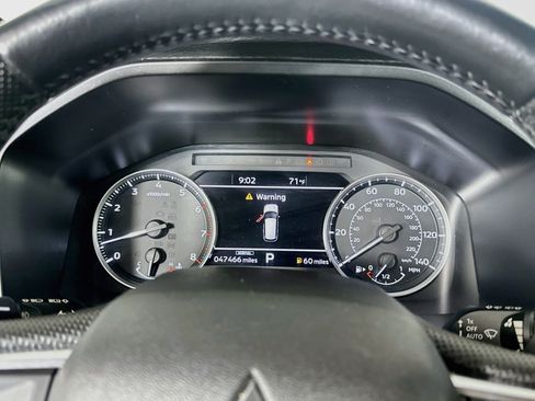 Used 2024 Mitsubishi Outlander SE AWD/4WD image 19