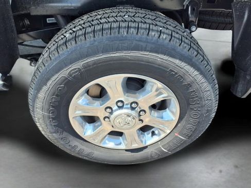 New 2026 RAM 2500 Big Horn AWD/4WD image 6