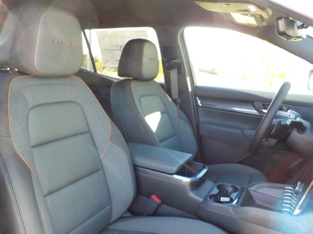 New 2027 GMC Terrain AT4 w/ Convenience Package III AWD/4WD image 25