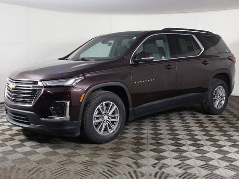 Used 2022 Chevrolet Traverse LT w/ LPO, Floor Liner Package image 8