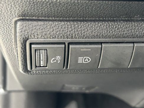 Used 2022 Toyota Corolla SE image 22