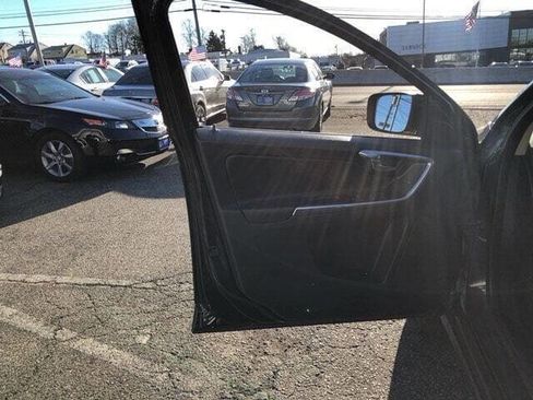 Used 2013 Volvo XC60 3.2 image 16