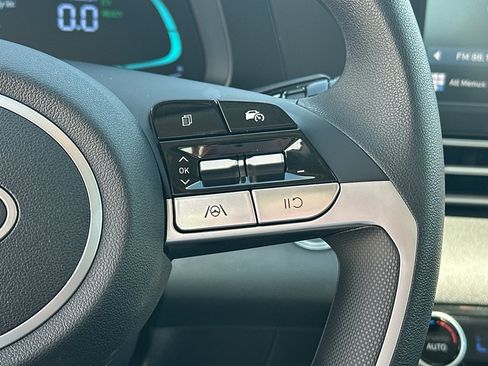 New 2026 Hyundai Elantra Hybrid FWD image 15