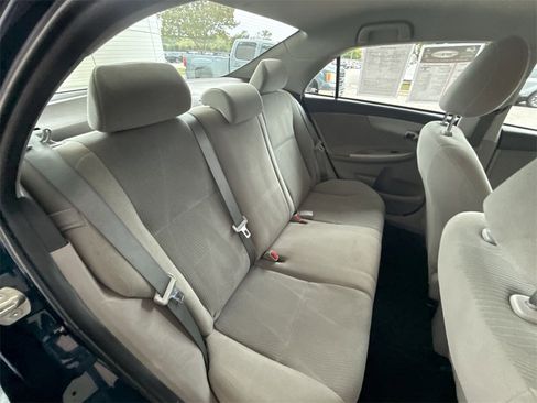 Used 2013 Toyota Corolla LE Special Edition image 23