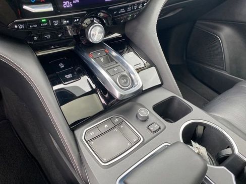 Used 2022 Acura MDX SH-AWD w/ Advance Package image 10