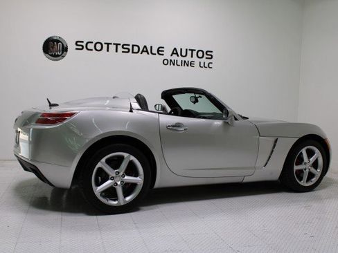 Used 2008 Saturn Sky w/ Premium Trim Package image 9