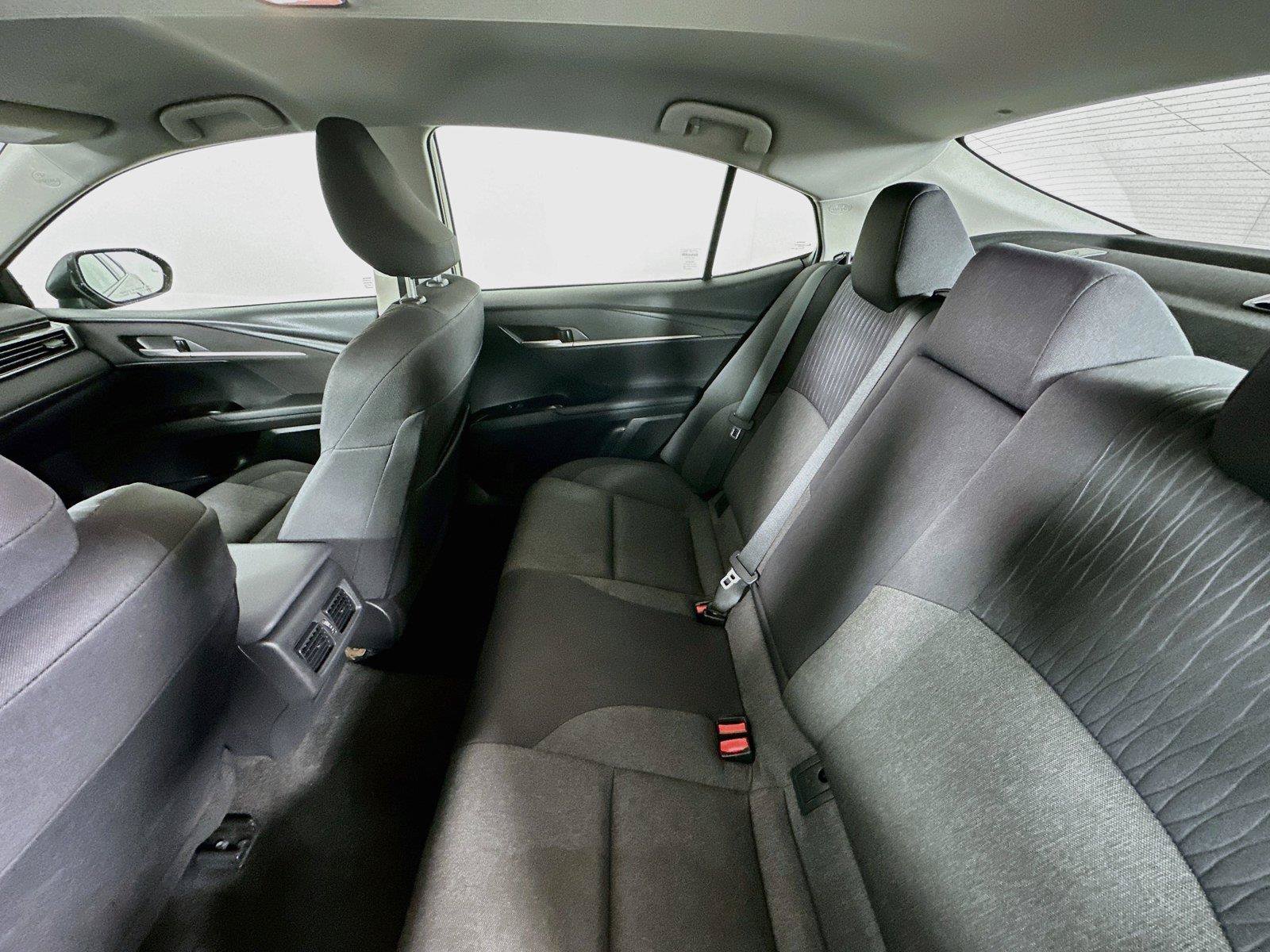 Used 2025 Toyota Camry LE FWD image 11
