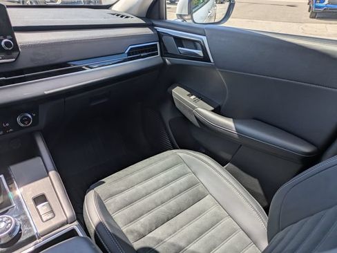 Used 2024 Mitsubishi Outlander SE FWD image 18