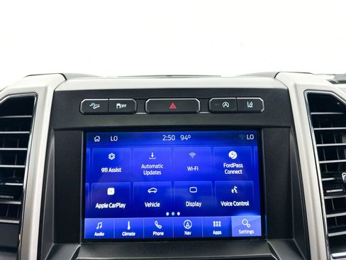 Used 2020 Ford F150 Lariat w/ Equipment Group 502A Luxury AWD/4WD image 23
