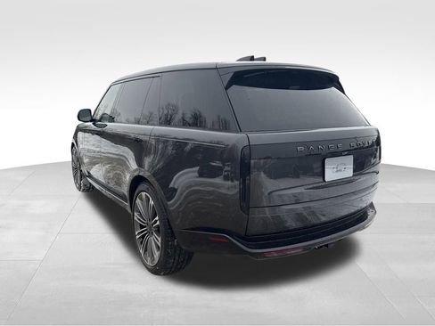 New 2026 Land Rover Range Rover Long Wheelbase SE image 3