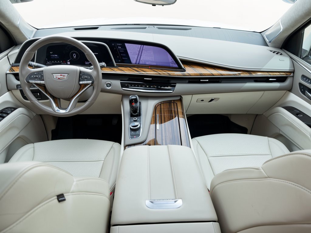 Used 2023 Cadillac Escalade Sport Platinum AWD/4WD image 17