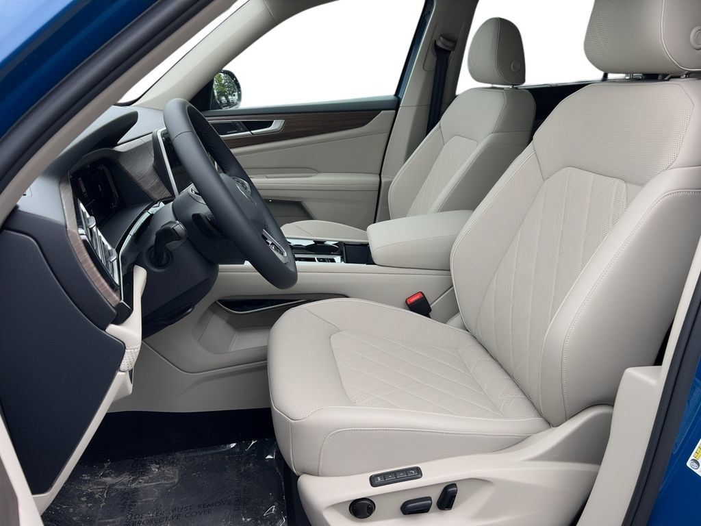 New 2025 Volkswagen Atlas SEL Premium R-Line AWD/4WD image 6