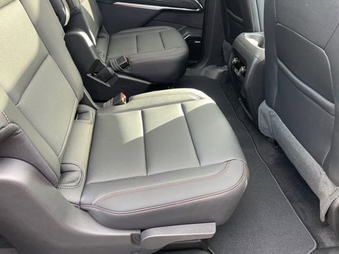 New 2026 Chevrolet Traverse Z71 w/ Enhanced Driving Package image 8