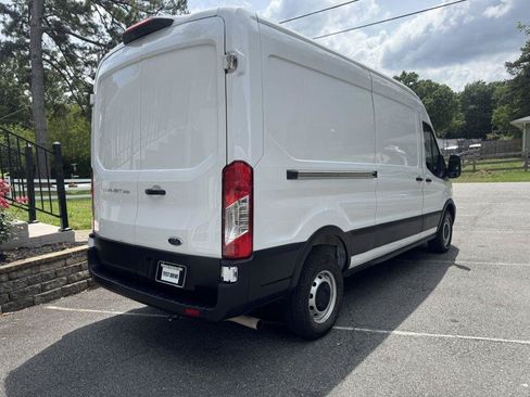 Used 2025 Ford Transit 250 148 Medium Roof RWD image 3