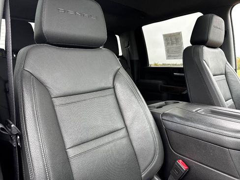 Used 2021 GMC Sierra 2500 Denali w/ Denali Black Diamond Edition image 28