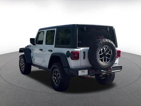 Used 2025 Jeep Wrangler Unlimited Rubicon AWD/4WD image 14