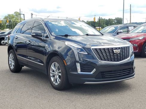 Used 2020 Cadillac XT5 Premium Luxury AWD/4WD image 4