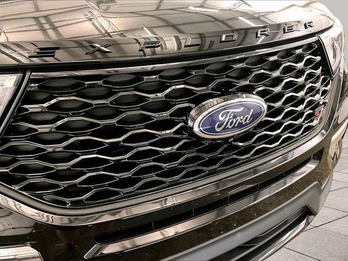 Used 2021 Ford Explorer ST w/ Equipment Group 401A AWD/4WD image 30