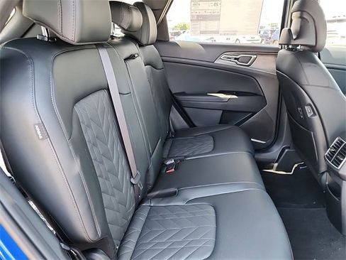 New 2025 Kia Sportage X-Line w/ Premium Package image 18