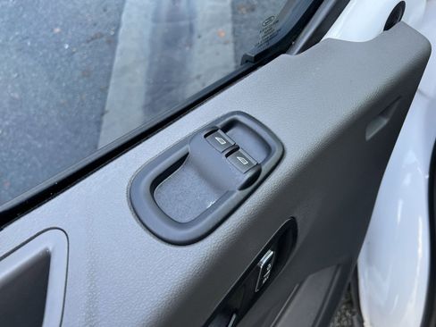 Certified 2022 Ford Transit 350 XL image 15