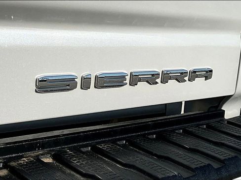 Used 2024 GMC Sierra 3500 Denali Ultimate image 44