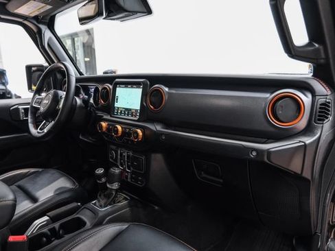 Used 2021 Jeep Gladiator Mojave AWD/4WD image 15