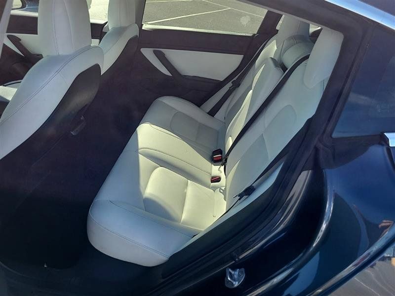 Used 2019 Tesla Model 3 Long Range RWD image 5