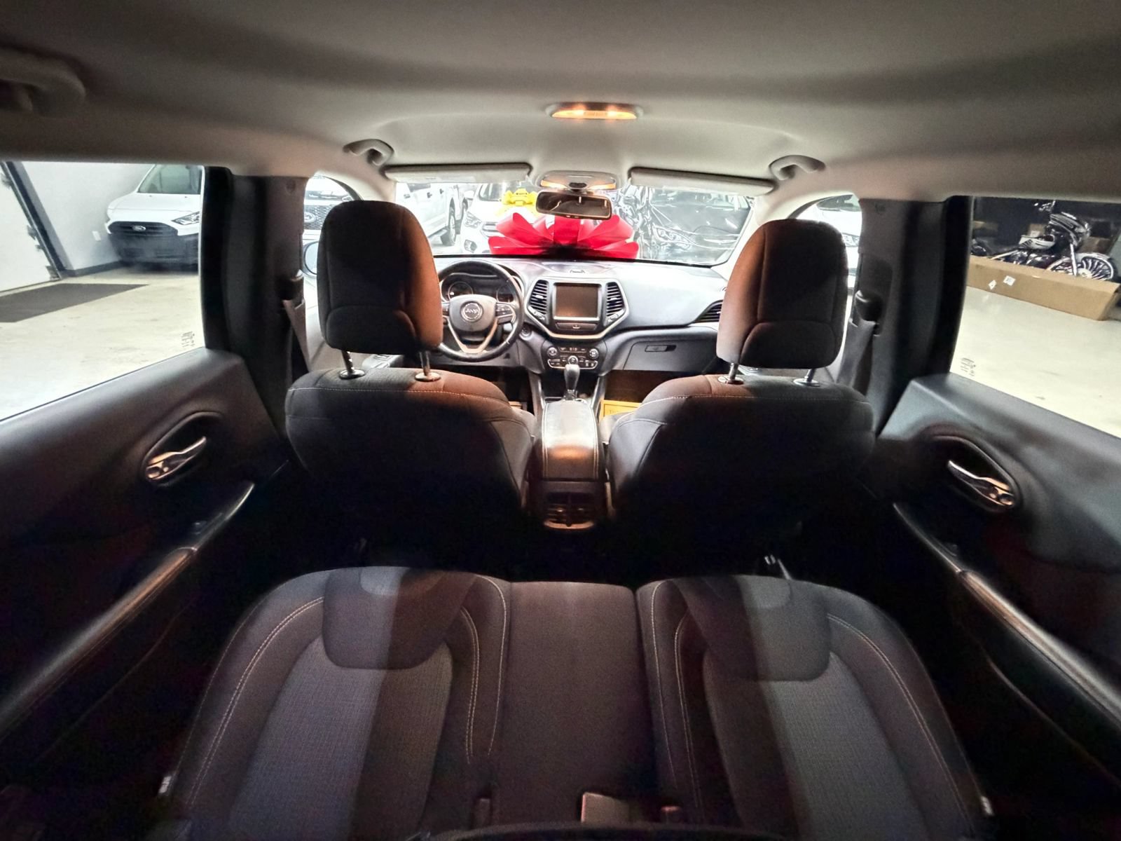 Used 2016 Jeep Cherokee Latitude FWD image 21