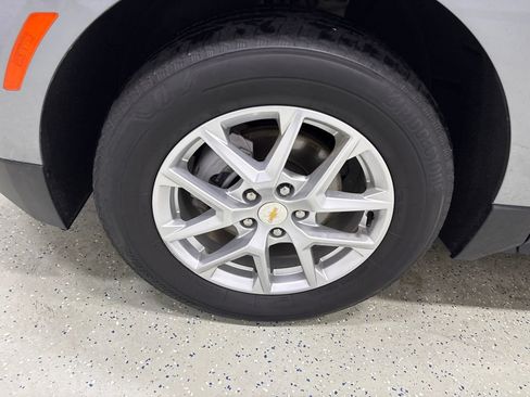 Used 2024 Chevrolet Equinox LT AWD/4WD image 11