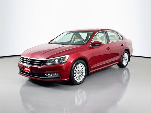 Used 2016 Volkswagen Passat 1.8T SE w/ Lighting Package image 1