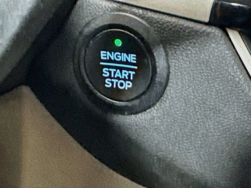 Used 2022 Ford Escape SE w/ Convenience Package FWD image 20