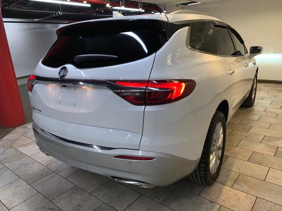 Used 2020 Buick Enclave Premium w/ Sun and Sites Package AWD/4WD image 7