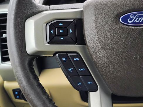 Used 2020 Ford F150 Lariat AWD/4WD image 43