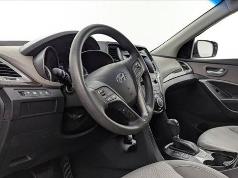 Used 2018 Hyundai Santa Fe Sport w/ 2.4L Value Package 02 FWD image 23