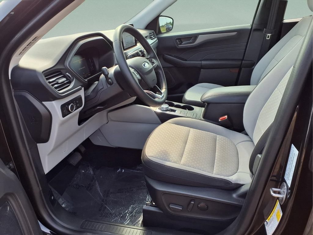 Used 2024 Ford Escape Active FWD image 19