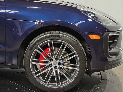 Used 2023 Porsche Macan S image 11