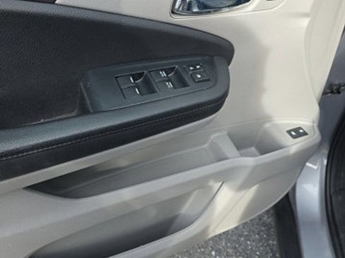 Used 2022 Honda Pilot Special Edition image 14