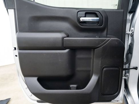 Used 2020 Chevrolet Silverado 1500 Custom w/ Custom Value Package AWD/4WD image 22