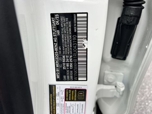 Used 2024 Mercedes-Benz GLC 300 4MATIC image 42
