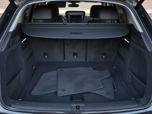 Used 2018 Audi Q5 2.0T Premium Plus w/ Premium Plus Package image 11