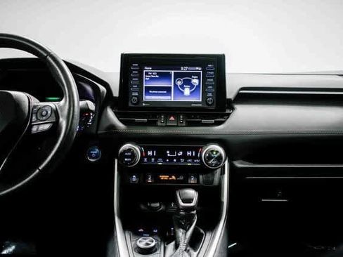 Certified 2022 Toyota RAV4 XLE Premium image 13