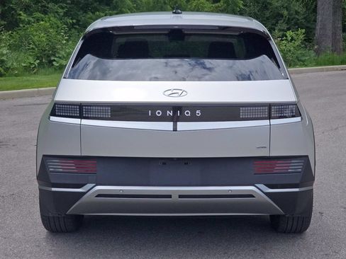 Used 2024 Hyundai Ioniq 5 SEL AWD/4WD image 15