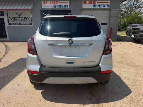 Used 2021 Buick Encore Preferred FWD image 8