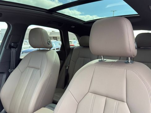 Certified 2025 Audi Q5 Premium w/ Premium Plus AWD/4WD image 15